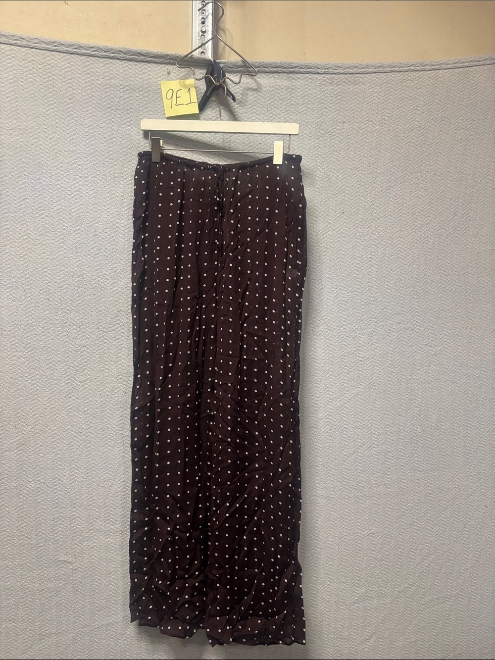 Dissh size 8 brown polka dot pants NWT